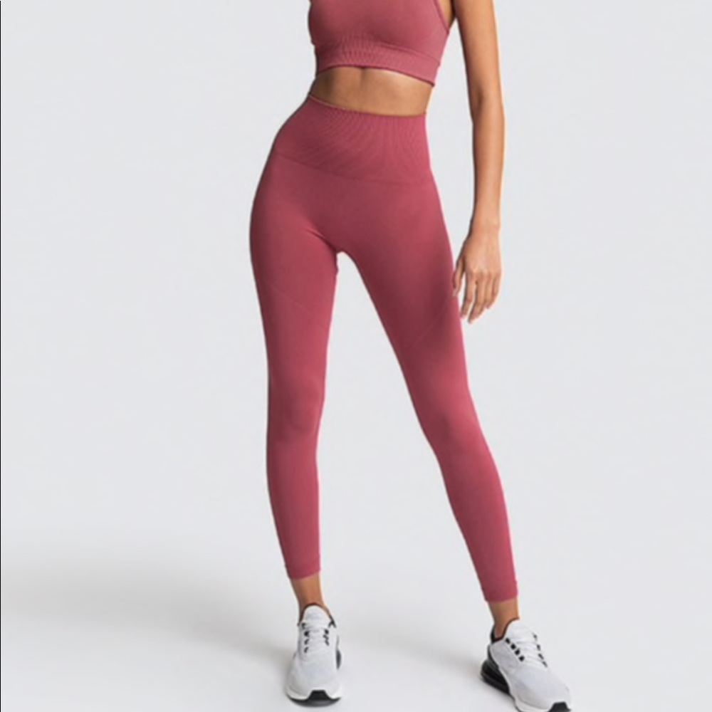 High waisted compression leggings